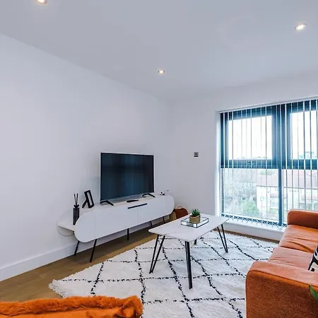 2 Bed 2 Bath Centre - Fast Wifi - Weekly & Monthly Apartment