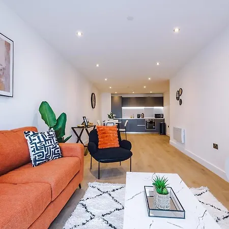 2 Bed 2 Bath Centre - Fast Wifi - Weekly & Monthly * Leeds (West Yorkshire)